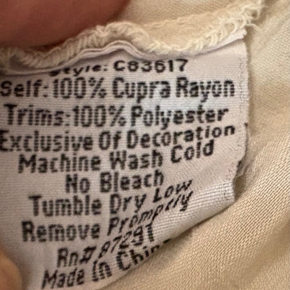 Beautiful Johnny Was Embroidered Rayon Shirt Blouse Tunic Top Size XS - Picture 6 of 6